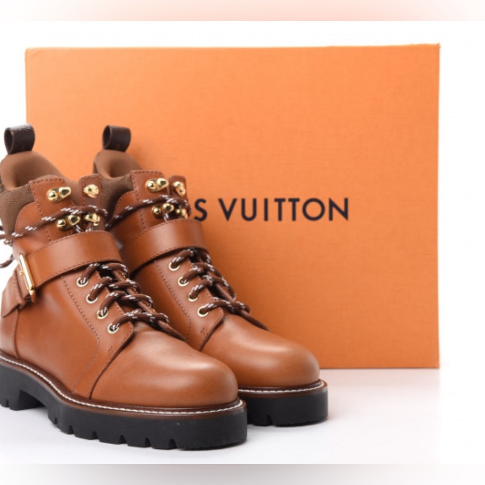 LOUIS VUITTON COGNAC MONOGRAM RANGER COMBAT BOOTS 38W